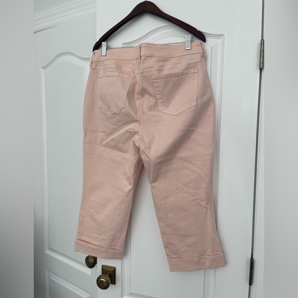 NYDJ Not Your Daughter’s Jeans Marilyn Straight Capri Jeans Size 14 Light Pink - Picture 4 of 7